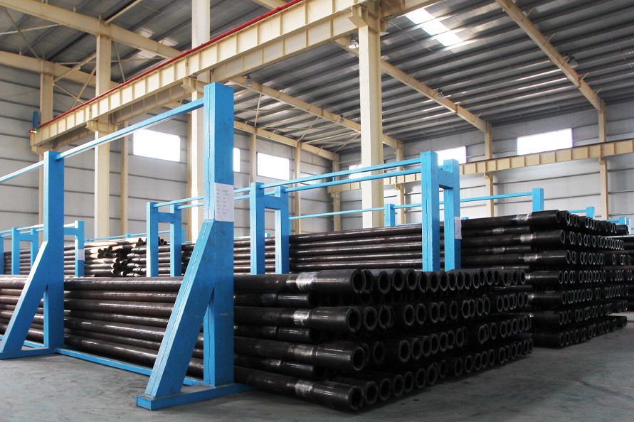 Drill Pipes and Collar Pipes, Drill Collar Supplier, Drill Pipe Supplier Dubai