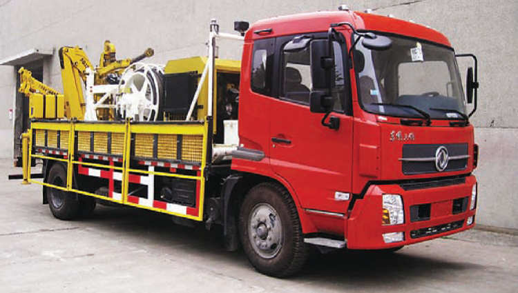 folding— jib crane, Top Drive Truck, Oil and Gas Equipments, Oil and gas Equipments for rent, heerental rental services